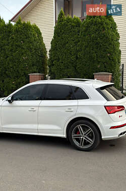Внедорожник / Кроссовер Audi SQ5 2018 в 