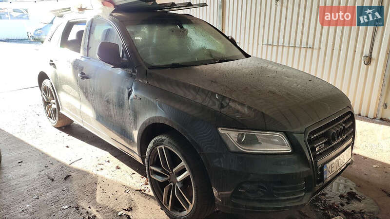 Внедорожник / Кроссовер Audi SQ5 2015 в Кривом Роге