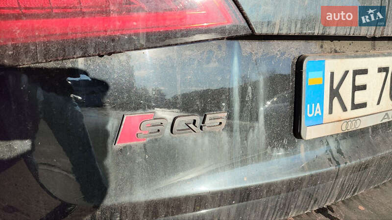 Внедорожник / Кроссовер Audi SQ5 2015 в Кривом Роге
