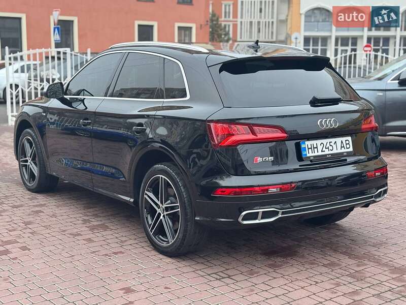 Позашляховик / Кросовер Audi SQ5 2018 в Одесі