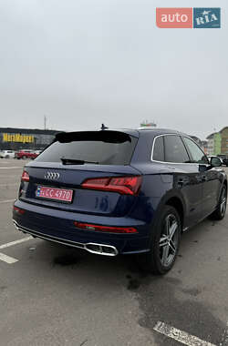 Внедорожник / Кроссовер Audi SQ5 2018 в Киеве