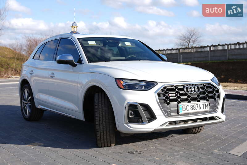 Внедорожник / Кроссовер Audi SQ5 2020 в 