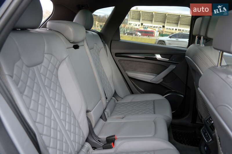 Позашляховик / Кросовер Audi SQ5 2020 в Івано-Франківську