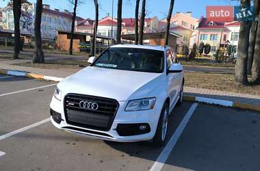 Внедорожник / Кроссовер Audi SQ5 2015 в 