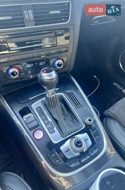 Внедорожник / Кроссовер Audi SQ5 2013 в 