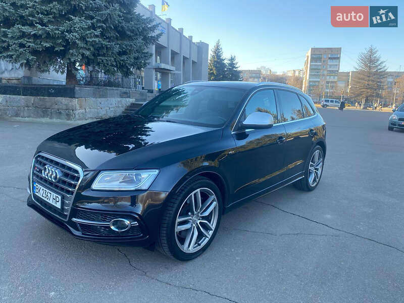 Позашляховик / Кросовер Audi SQ5 2013 в Рівному