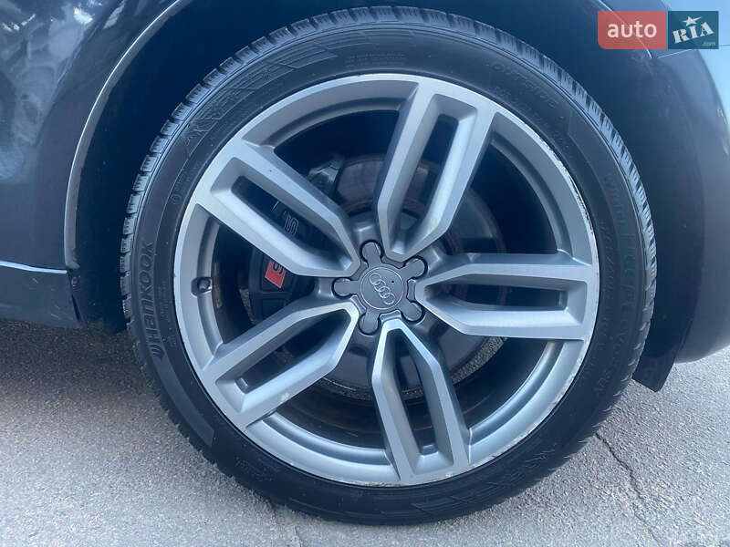Позашляховик / Кросовер Audi SQ5 2013 в Рівному