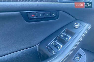 Внедорожник / Кроссовер Audi SQ5 2013 в 