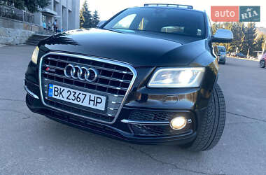 Внедорожник / Кроссовер Audi SQ5 2013 в 