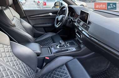 Внедорожник / Кроссовер Audi SQ5 2019 в 