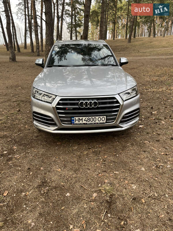 Внедорожник / Кроссовер Audi SQ5 2018 в Сумах