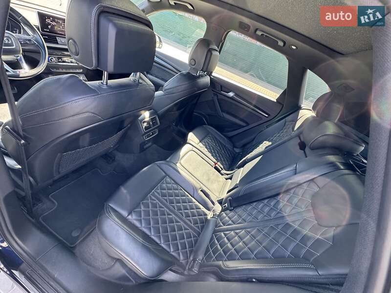 Позашляховик / Кросовер Audi SQ5 2018 в Києві