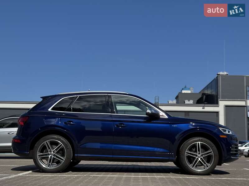 Позашляховик / Кросовер Audi SQ5 2018 в Києві