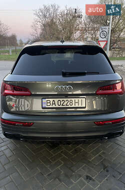 Внедорожник / Кроссовер Audi SQ5 2019 в Гайвороне