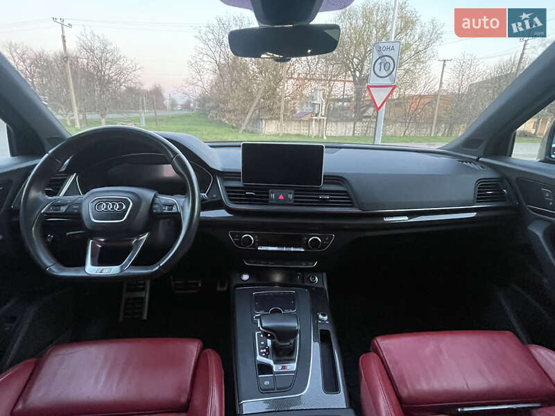 Внедорожник / Кроссовер Audi SQ5 2019 в Гайвороне