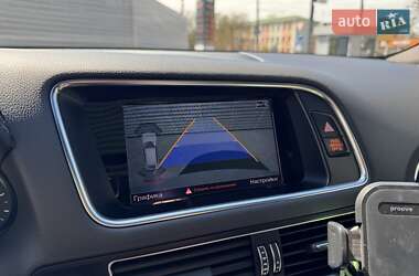 Позашляховик / Кросовер Audi SQ5 2016 в 
