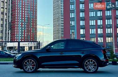 Внедорожник / Кроссовер Audi SQ5 2022 в 