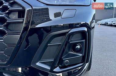 Внедорожник / Кроссовер Audi SQ5 2022 в 