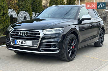 Внедорожник / Кроссовер Audi SQ5 2017 в 