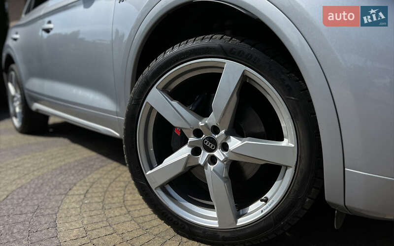 Позашляховик / Кросовер Audi SQ5 2022 в Львові