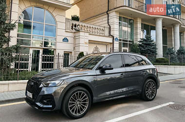 Позашляховик / Кросовер Audi SQ5 2022 в 