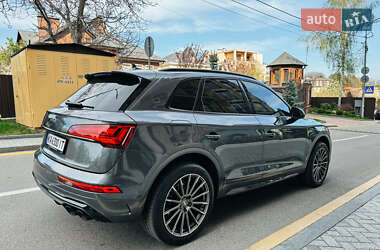 Позашляховик / Кросовер Audi SQ5 2022 в 