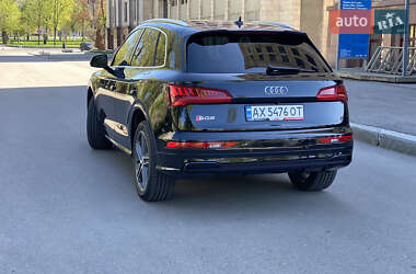 Позашляховик / Кросовер Audi SQ5 2018 в 