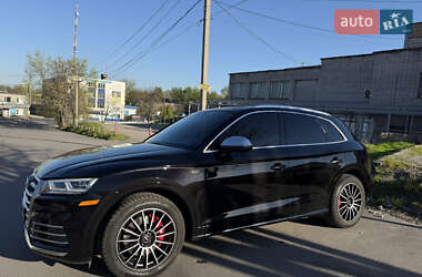 Внедорожник / Кроссовер Audi SQ5 2017 в 