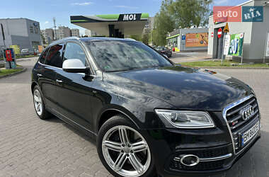 Внедорожник / Кроссовер Audi SQ5 2014 в 