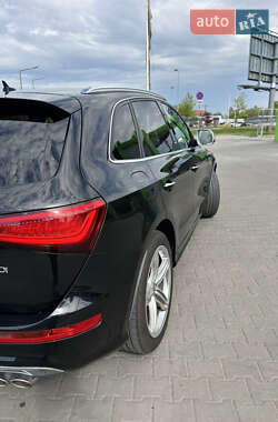 Внедорожник / Кроссовер Audi SQ5 2014 в 