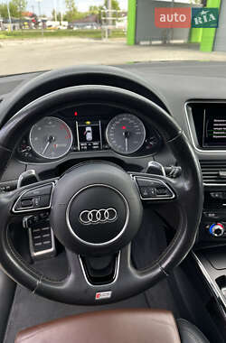 Внедорожник / Кроссовер Audi SQ5 2014 в 
