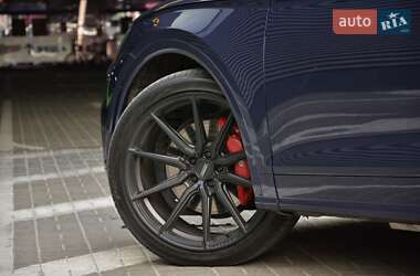 Внедорожник / Кроссовер Audi SQ5 2019 в 