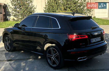 Позашляховик / Кросовер Audi SQ5 2018 в 
