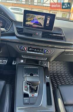 Внедорожник / Кроссовер Audi SQ5 2019 в 
