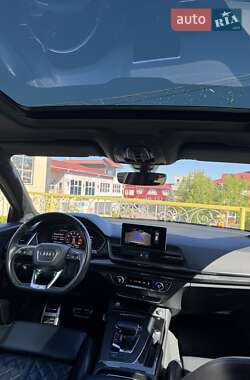 Внедорожник / Кроссовер Audi SQ5 2019 в 