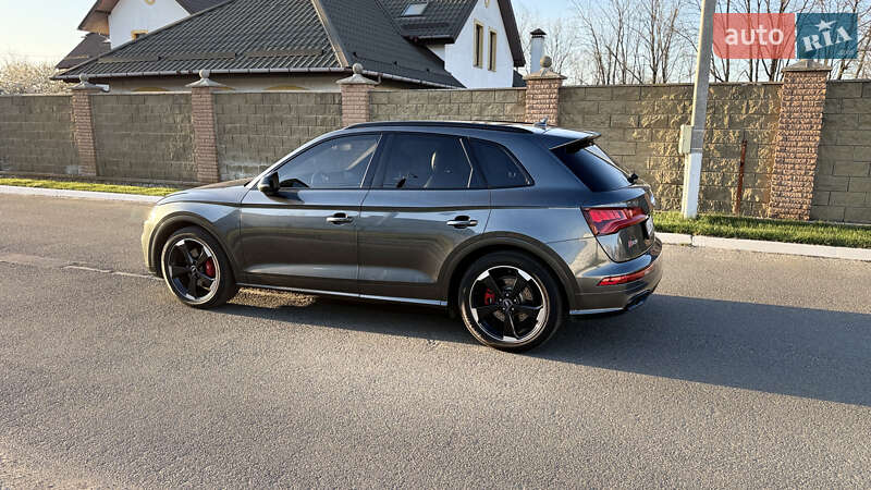 Позашляховик / Кросовер Audi SQ5 2019 в Василькові