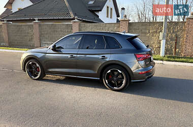 Внедорожник / Кроссовер Audi SQ5 2019 в 