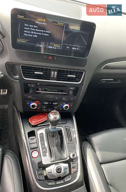Внедорожник / Кроссовер Audi SQ5 2015 в 