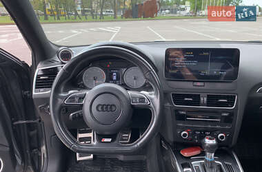 Внедорожник / Кроссовер Audi SQ5 2015 в 