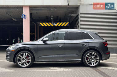 Внедорожник / Кроссовер Audi SQ5 2018 в 