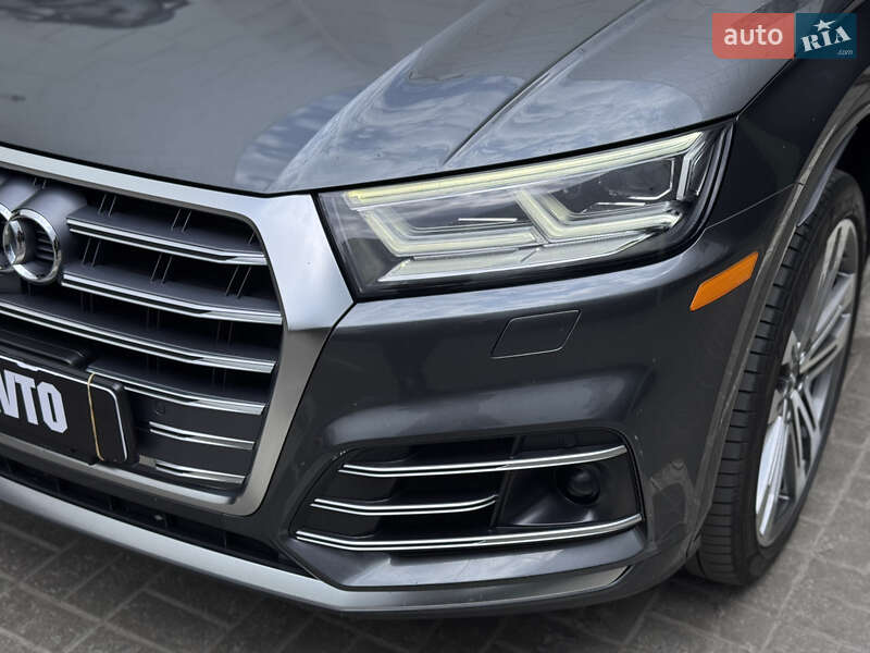 Позашляховик / Кросовер Audi SQ5 2018 в Києві