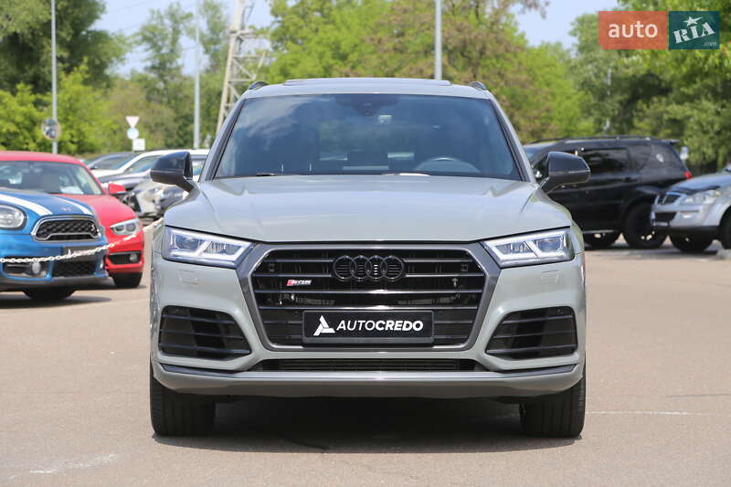 Внедорожник / Кроссовер Audi SQ5 2018 в Киеве