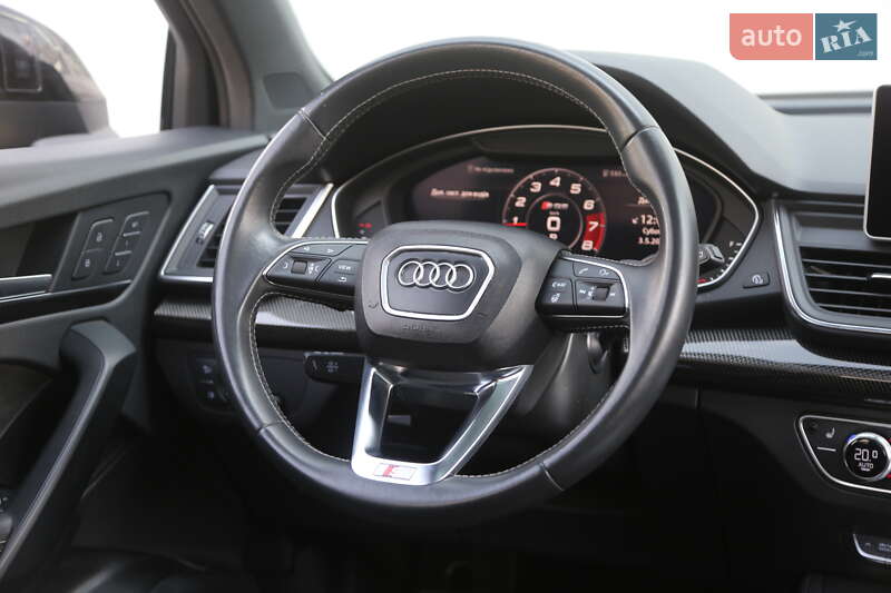 Внедорожник / Кроссовер Audi SQ5 2018 в Киеве
