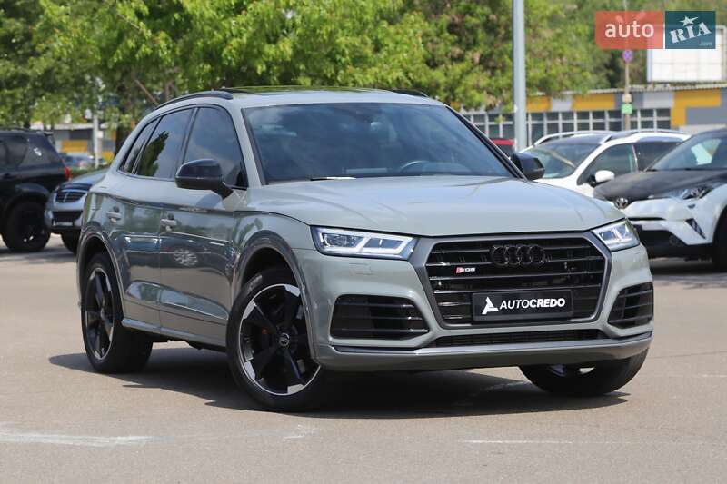 Внедорожник / Кроссовер Audi SQ5 2018 в 