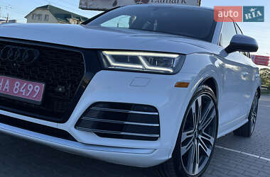 Позашляховик / Кросовер Audi SQ5 2018 в Луцьку