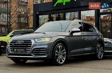 Внедорожник / Кроссовер Audi SQ5 2018 в 