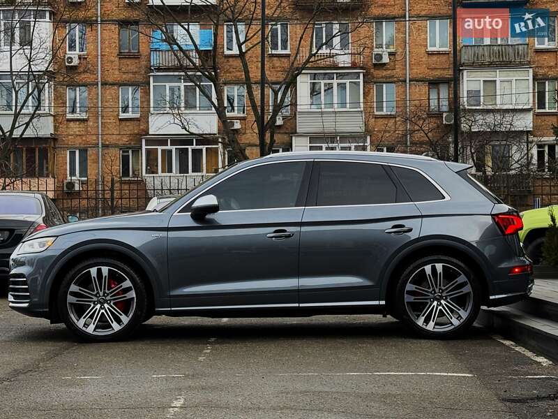 Позашляховик / Кросовер Audi SQ5 2018 в Києві