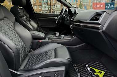 Внедорожник / Кроссовер Audi SQ5 2018 в 