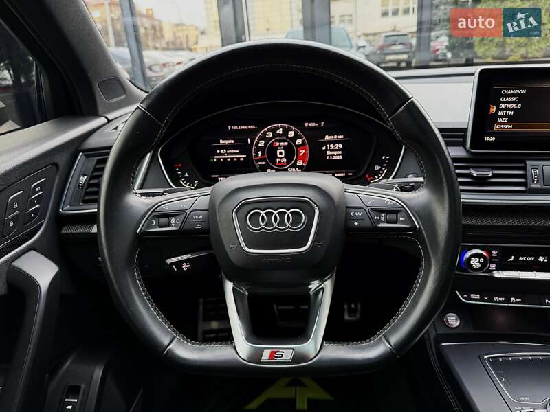 Позашляховик / Кросовер Audi SQ5 2018 в Києві