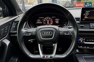Внедорожник / Кроссовер Audi SQ5 2018 в 